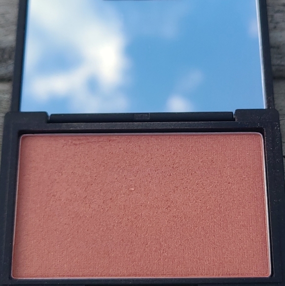 Seven Piece Makeup and Earring Bundle - Picture 8 of 9